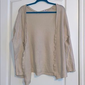 Cute knitted cardigan